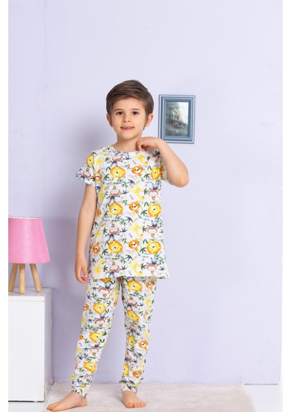 Hayvan Desenli Renkli Pijama Takımı