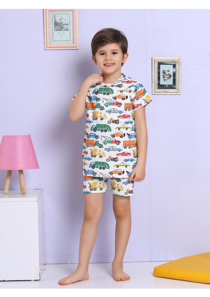 Araba Desenli Renkli Şort Pijama Takımı