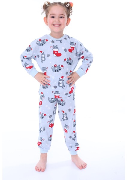 Yılbaşı Desen Çizmeli Kedili Gri Çocuk Pijama Takımı