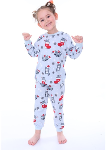 Yılbaşı Desen Çizmeli Kedili Gri Çocuk Pijama Takımı
