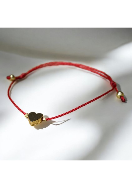 Alaçatı Ipli Metal Kalp Objeli Kadın Bileklik fiyatları