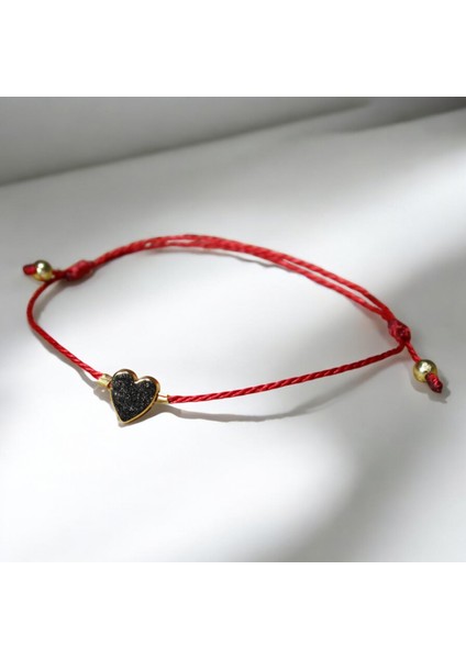Alaçatı Ipli Metal Kalp Objeli Kadın Bileklik fırsatları