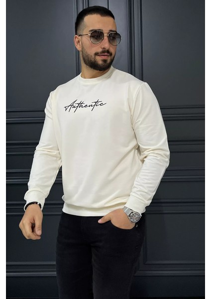 Erkek Bisiklet Yaka Ön Nakışlı Sweatshirt