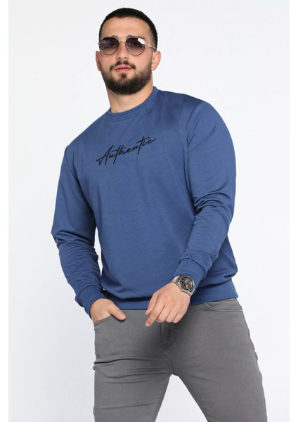 Erkek Bisiklet Yaka Ön Nakışlı Sweatshirt