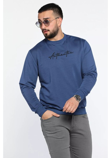 Erkek Bisiklet Yaka Ön Nakışlı Sweatshirt