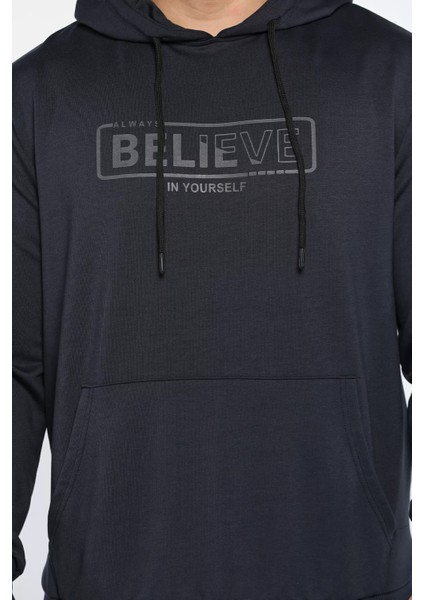 Erkek Kapüşonlu Baskılı Sweatshirt fırsatları