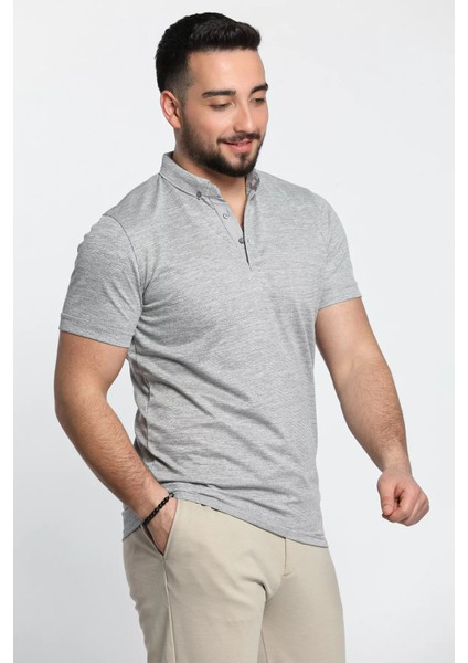 Polo Yaka Duble Kol Kendinden Desenli Erkek Tişört