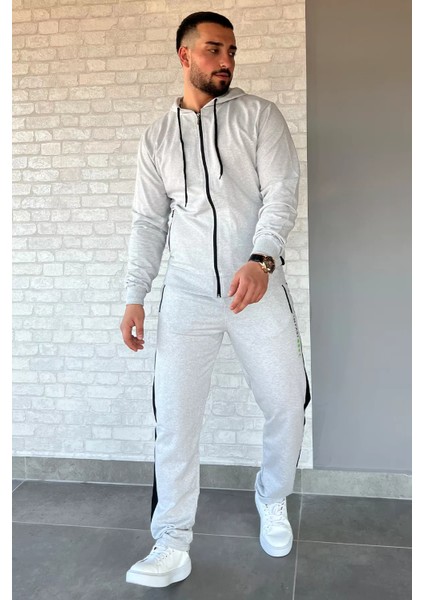 Kapüşonlu Fermuarlı Baskı Detaylı Yan Şeritli Erkek Eşofman Takımı