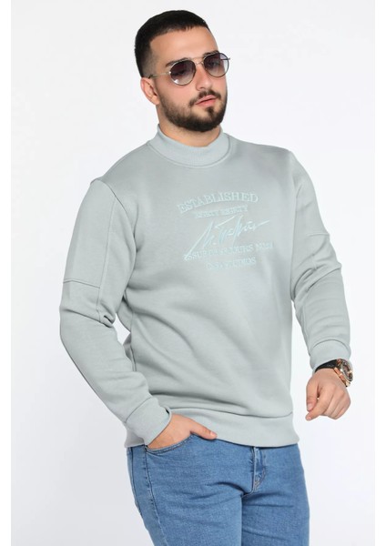 Erkek Bisiklet Yaka Nakışlı Şardonlu Üç Iplik Sweatshirt