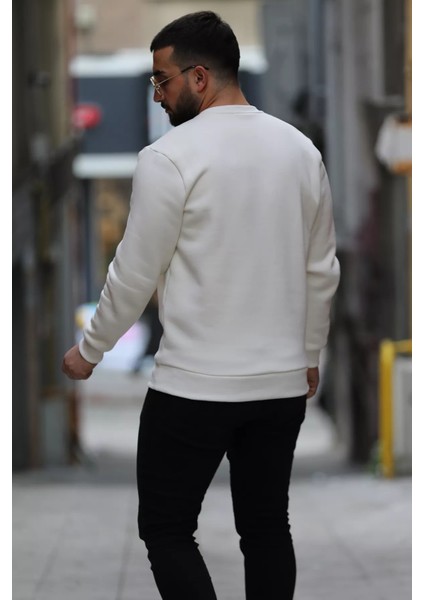 Bisiklet Yaka Nakışlı Erkek Sweatshirt modelleri