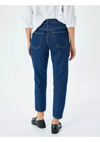 Yüksek Bel Regular Fit Koyu Indigo Kadın Jean Pantolon 5SAL40126MD