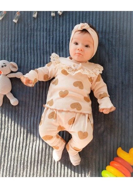 Kalp Baskılı Fisto Yaka 3 Parça Kız Bebek Takımı Krem modelleri