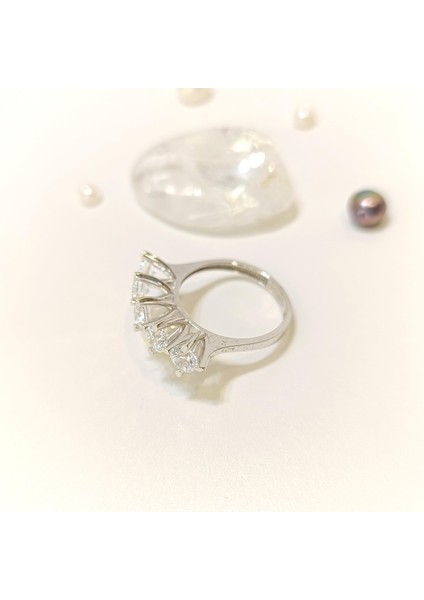 Beş Taş Yüzük 14 Ayar Altın