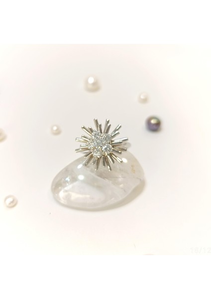 Güneş ve Çiçek Taşlı Yüzük 14 Ayar Altın modelleri