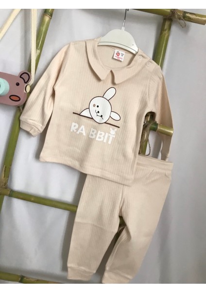 Tavşan Baskılı Pijama Takımı Bebek Ikili Alt-Üst Takım Modelleri Bebek Giyim Pamuklu Bebek Takımları Bej Renginde Bebek Takımları modelleri
