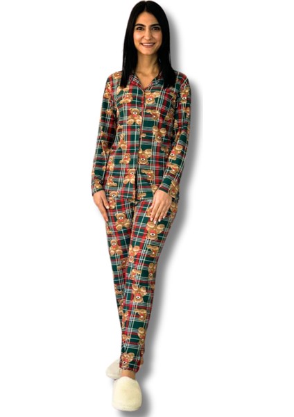 Kadın Teddy Bear Ayıcık Desenli Süet Düğmeli Pijama Takımı (Yeşil-Kırmızı)