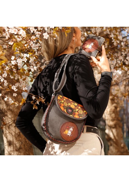 Kedi ve Köpek Figürlü Tasarımlı Capraz Örgulu Kol Cantası Antrasit ve Cuzdan Antrasit Kombin fırsatları