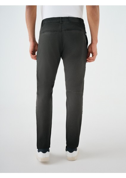 Slim Fit Erkek Pantolon