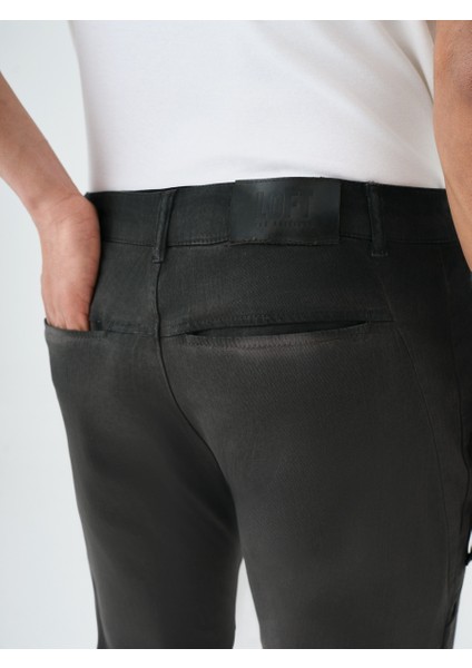 Slim Fit Erkek Pantolon