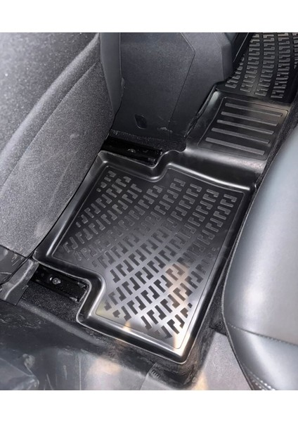 Peugeot 3008 2024 + Hyrbrit 3D Havuzlu Paspas Siyah