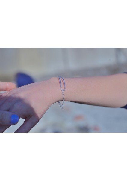 Şık ve Özel Tarzlı Gümüş Rengi Bileklik modelleri