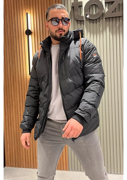 İçi Peluş Fermuarlı Kapüşonlu Erkek Mont P-00013141