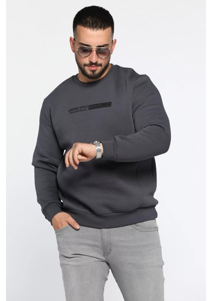 Bisiklet Yaka Kabartma Baskılı Üç Iplik Şardonlu Erkek Sweatshirt