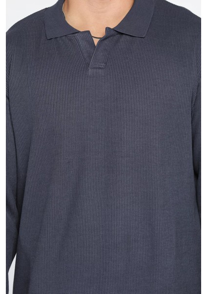 Erkek Polo Yaka Kendinden Desenli Sweatshirt fırsatları