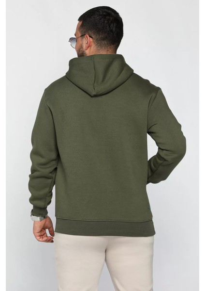 Erkek Kapüşonlu Nakışlı Şardonlu Üç Iplik Sweatshirt