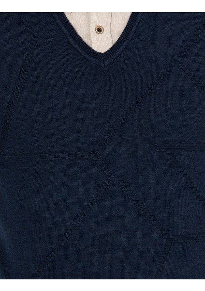 Erkek Lacivert Slim Fit V Yaka Triko Kazak 50265423-VR033 indirimleri