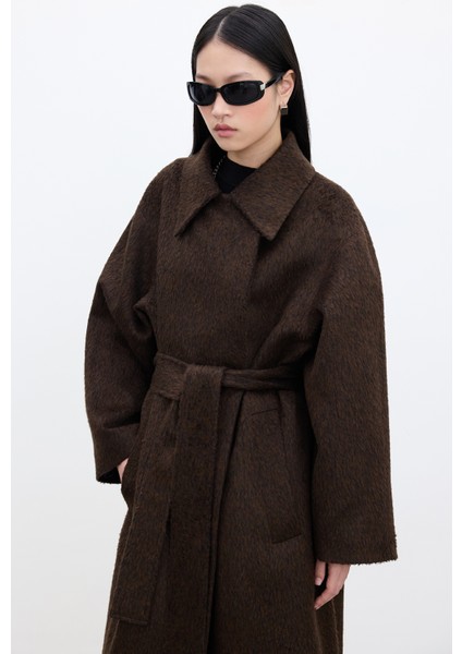 Diana Maxi Premium Kadın Kaban – Orta Kalınlık, Kumaş Astarlı, Düz Desen, Acı Kahve Renk, Klasik Yaka modelleri