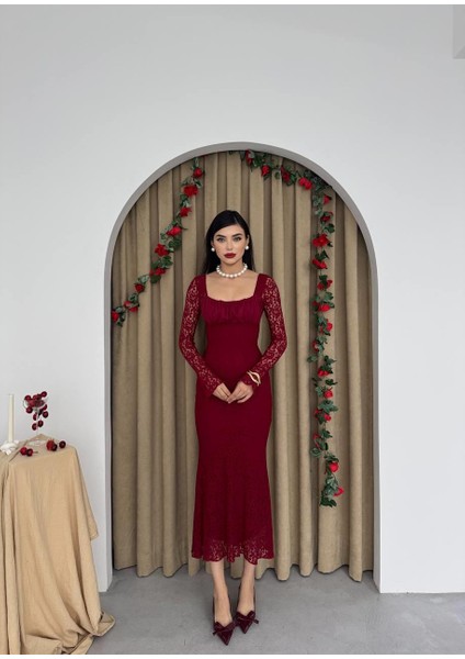 Matilda Dantel Uzun Elbise indirimleri