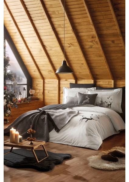 Naturaleza Çift Kişilik Nevresim Takımı