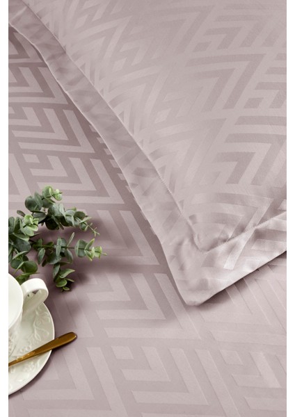 Geometrik Çift Kişilik Jakarlı Saten Nevresim Takımı modelleri