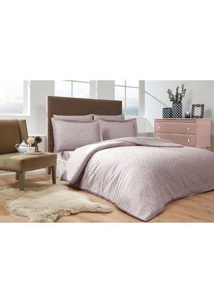 Geometrik Çift Kişilik Jakarlı Saten Nevresim Takımı fırsatları