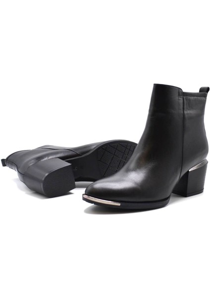 1928160 Siyah Deri Bot - modelleri