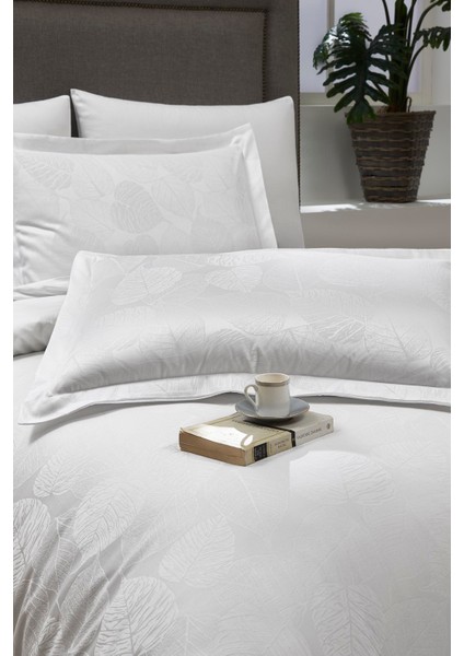 Yaprak Çift Kişilik Jakarlı Saten Nevresim Takımı fiyatları