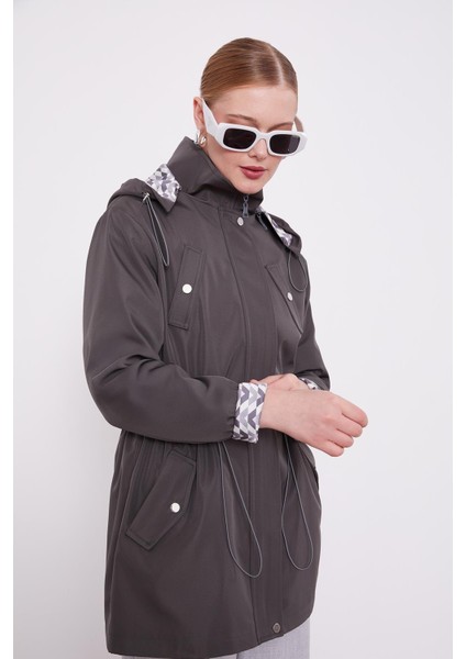 Antrasit Kapüşonlu Beli İp Detaylı Kap fiyatları