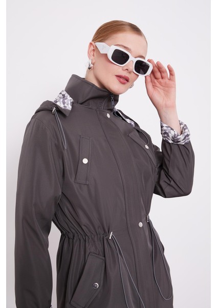 Antrasit Kapüşonlu Beli İp Detaylı Kap modelleri