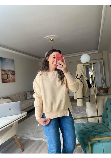 Yanları Yırtmaçlı Sweat