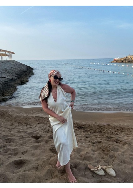 Boyundan Bağlamalı Saten Elbise fiyatları