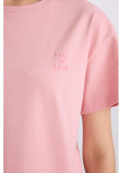 Pijama Takımı Regular Fit Bisiklet Yaka Kısa Kollu Üst Beli Lastikli Uzun Altı-Fall in Love E5820AX25SP