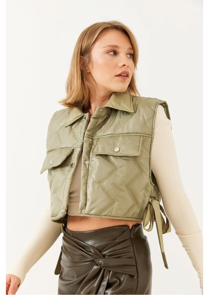 Ast 8017 Yandan Bağcıklı Kapitone Kadın Kısa Crop Puf Yelek