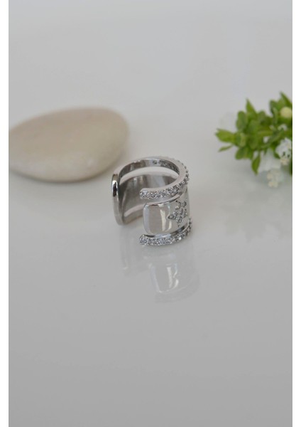 Zirkon Taş Yıldız Detaylı Earcuff Deliksiz Kıkırdak Küpesi Gümüş Renkli modelleri