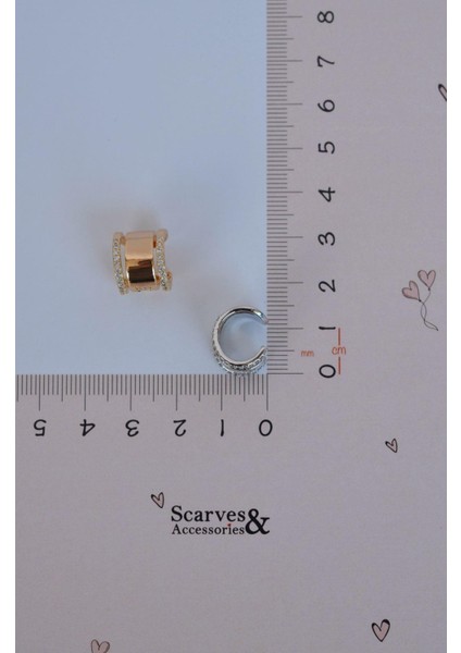 Zirkon Taş Yıldız Detaylı Earcuff Deliksiz Kıkırdak Küpesi Gümüş Renkli fırsatları