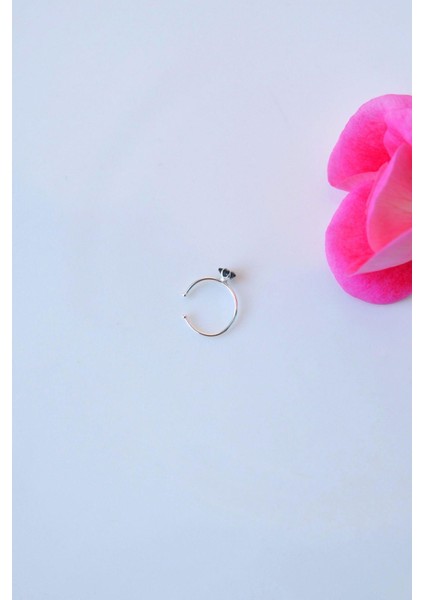 Siyah Taşlı Yıldızlı Gümüş Halka Hızma Ithal 925 Ayar modelleri