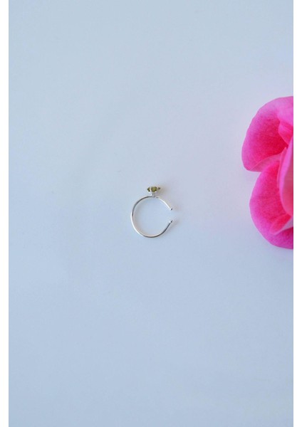 Yeşil Taşlı Yıldızlı Gümüş Halka Hızma Ithal 925 Ayar modelleri