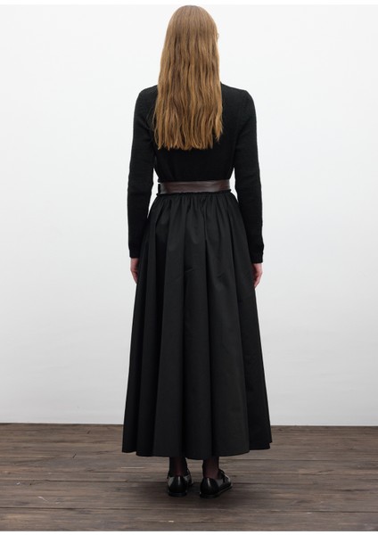 Deri Detaylı Geniş Etek Siyah fırsatları