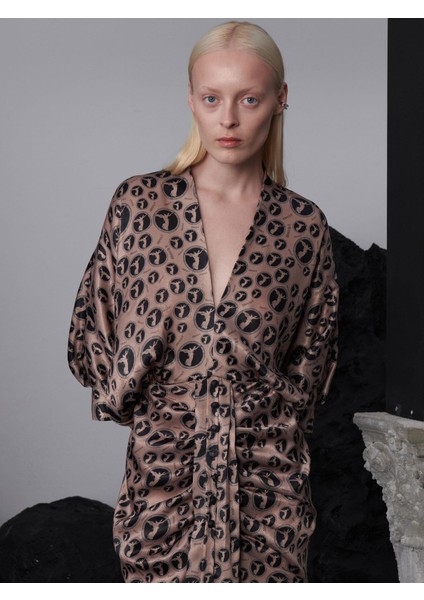 Eteği Süs Düğmeli Büzgülü Elbise -Athena Desenli fırsatları