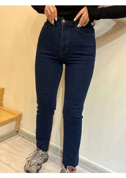Mom Fit Boru Paça Likralı Yüksek Bel Jean fiyatları